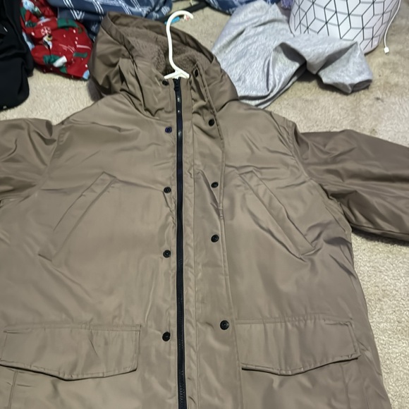 Waterproof jacket old navy - Picture 2 of 3